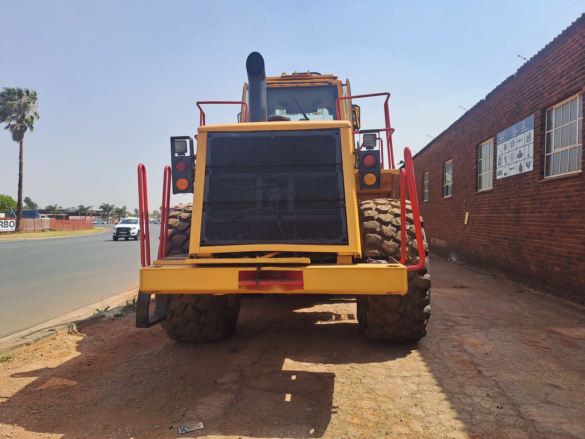 Cat 824G Wheeled Dozer 7