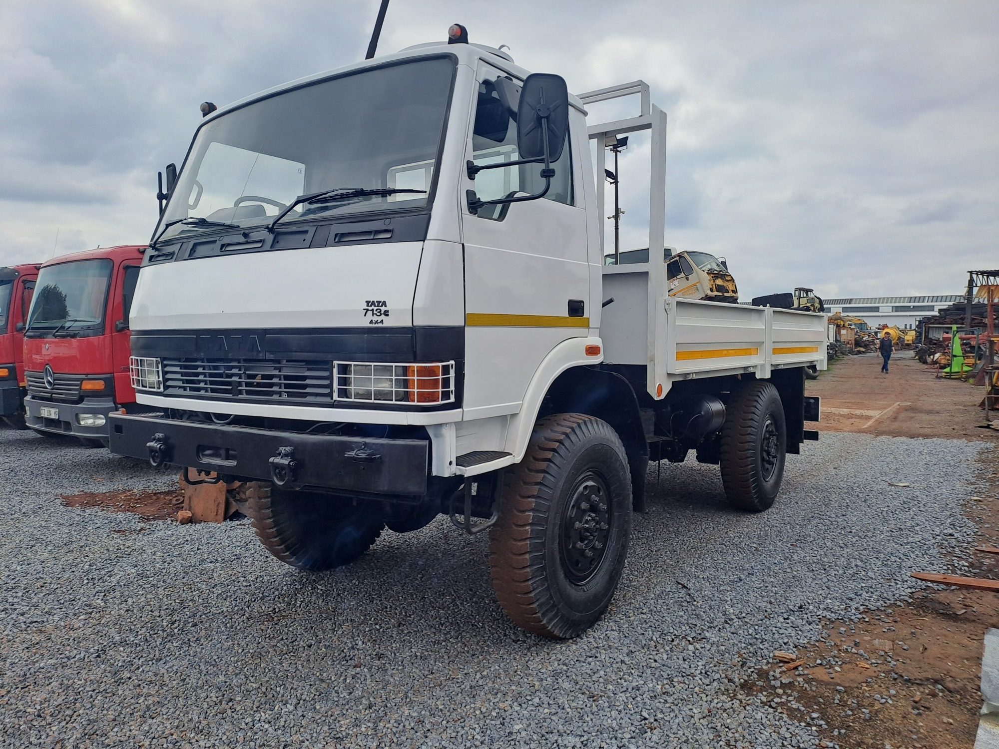 2013 Tata 715