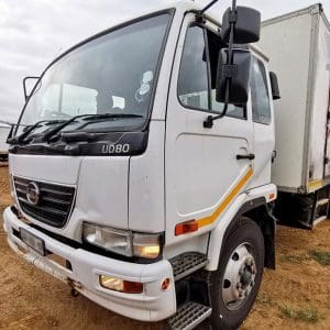 Nissan UD 80 Volume Body 4x2 - ST4654