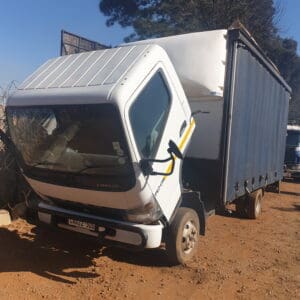 Mitsubishi Canter FE7-136 Curtain Body