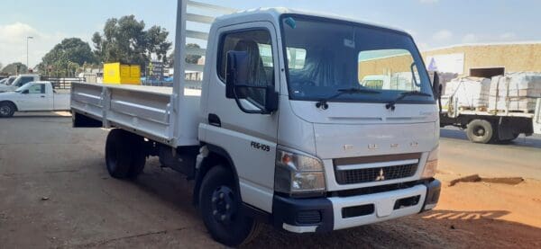 2022 Mitsubishi Fuso FE7-109 Dropside - Image 4