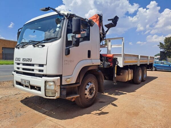 2014 Isuzu FTM 1200 Dropside 6x4 with Palfinger PK15500 crane with top seat - Image 3