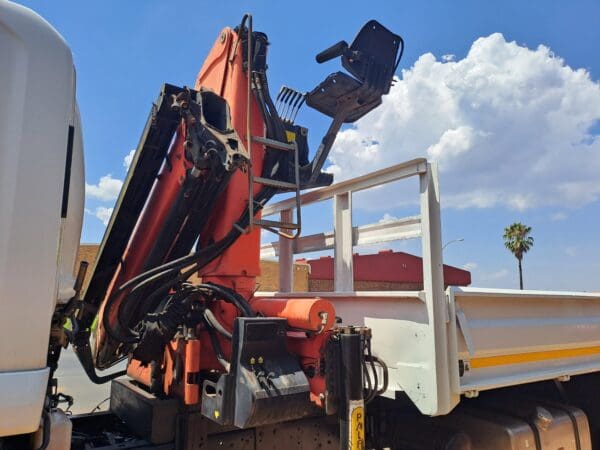 2014 Isuzu FTM 1200 Dropside 6x4 with Palfinger PK15500 crane with top seat - Image 4