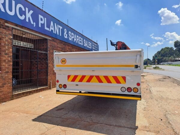 2014 Isuzu FTM 1200 Dropside 6x4 with Palfinger PK15500 crane with top seat - Image 6