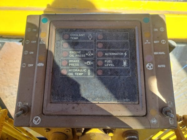 CAT120G grader with scarifier - Image 17