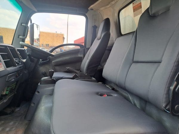 Isuzu NPR300 Smoother Volume Body 4x2 - Image 11