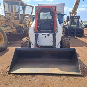 Skidsteer Bobcat S250, 8525 ure