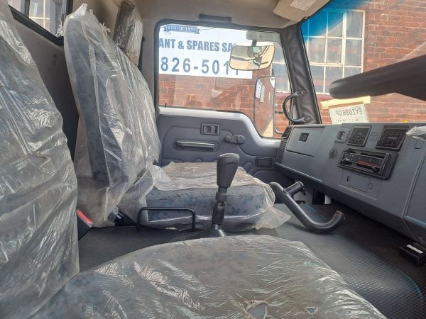 2023 Tata LPT813 EX Chassis Cab 4x2, 420 kms - Image 12