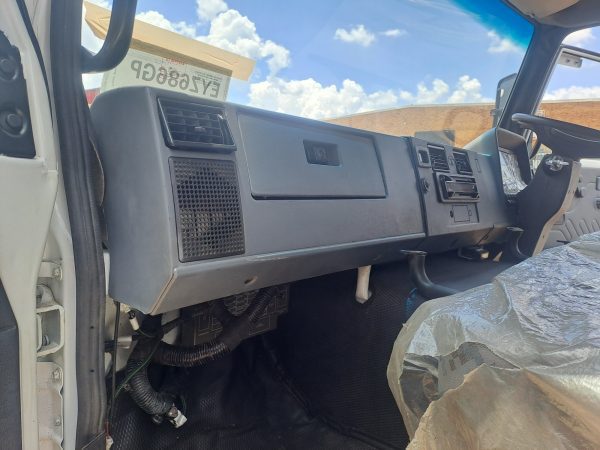 2023 Tata LPT813 EX Chassis Cab 4x2, 420 kms - Image 14
