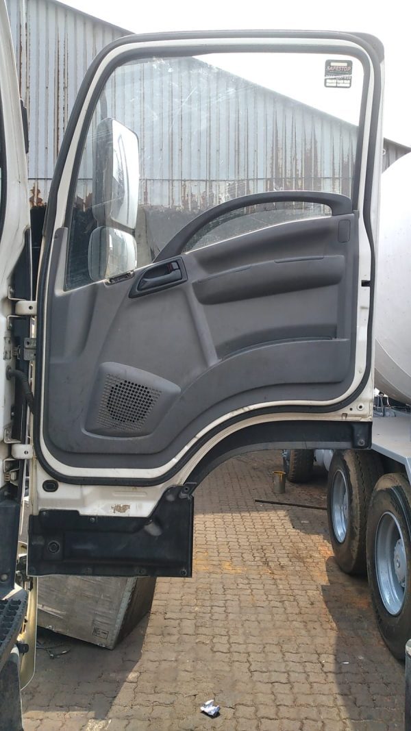 2014 Isuzu FXZ 28:360 Compacter 6x4, non-runner, selling As Is. - Image 3