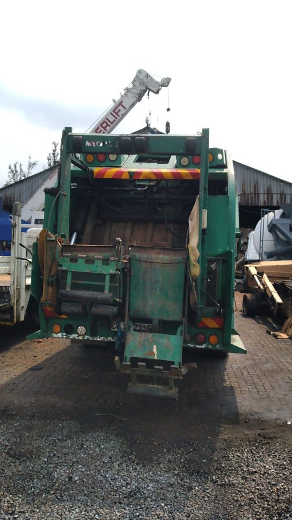 2014 Isuzu FXZ 28:360 Compacter 6x4, non-runner, selling As Is. - Image 9