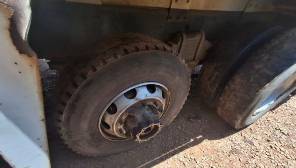 2011 Nissan UD 330 G300 spares parts