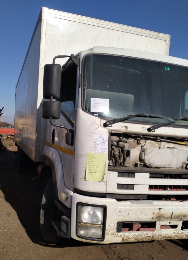 2015 ISUZU FTR 850 - parts