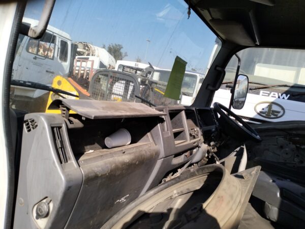 2012 ISUZU NPR 400 - parts