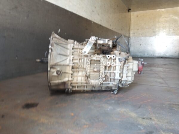2015 ISUZU FTR 850 - parts