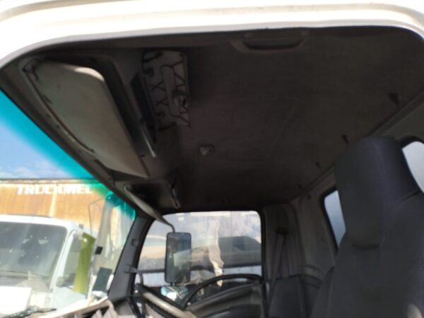 2012 ISUZU NPR 500 - parts