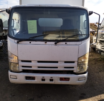 2012 ISUZU NPR 400 - Stripping for parts