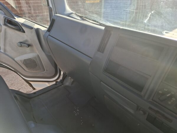 2010 Isuzu NPR400 dropside 4x2 with Palfinger PC2300A crane Dashboard