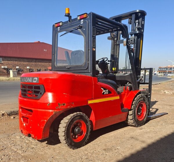 Full view of a Forklift