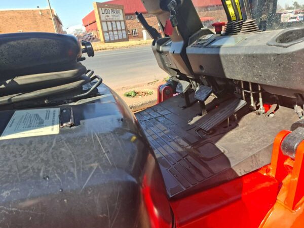Forklift front and Seat